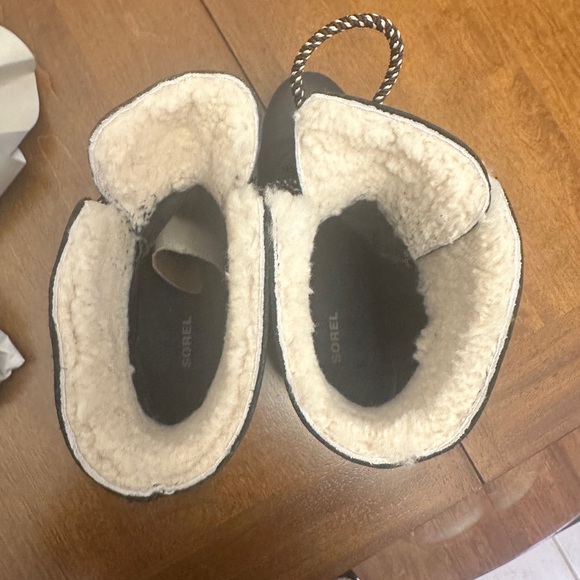 Sorel Black and White Lace-Up Winter Boots - Joan of Arctic Wedge Mid Shearling - Picture 9 of 10